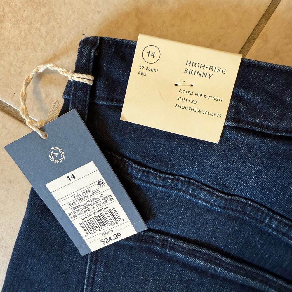 Universal thread Jeans size 14